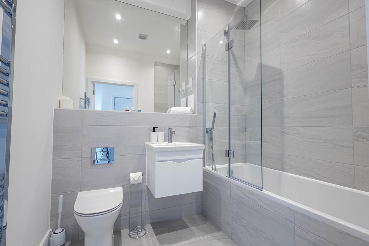 Modern Apartments With Balcony In Merton Near Wimbledon By Sojo Stay 米切姆 外观 照片