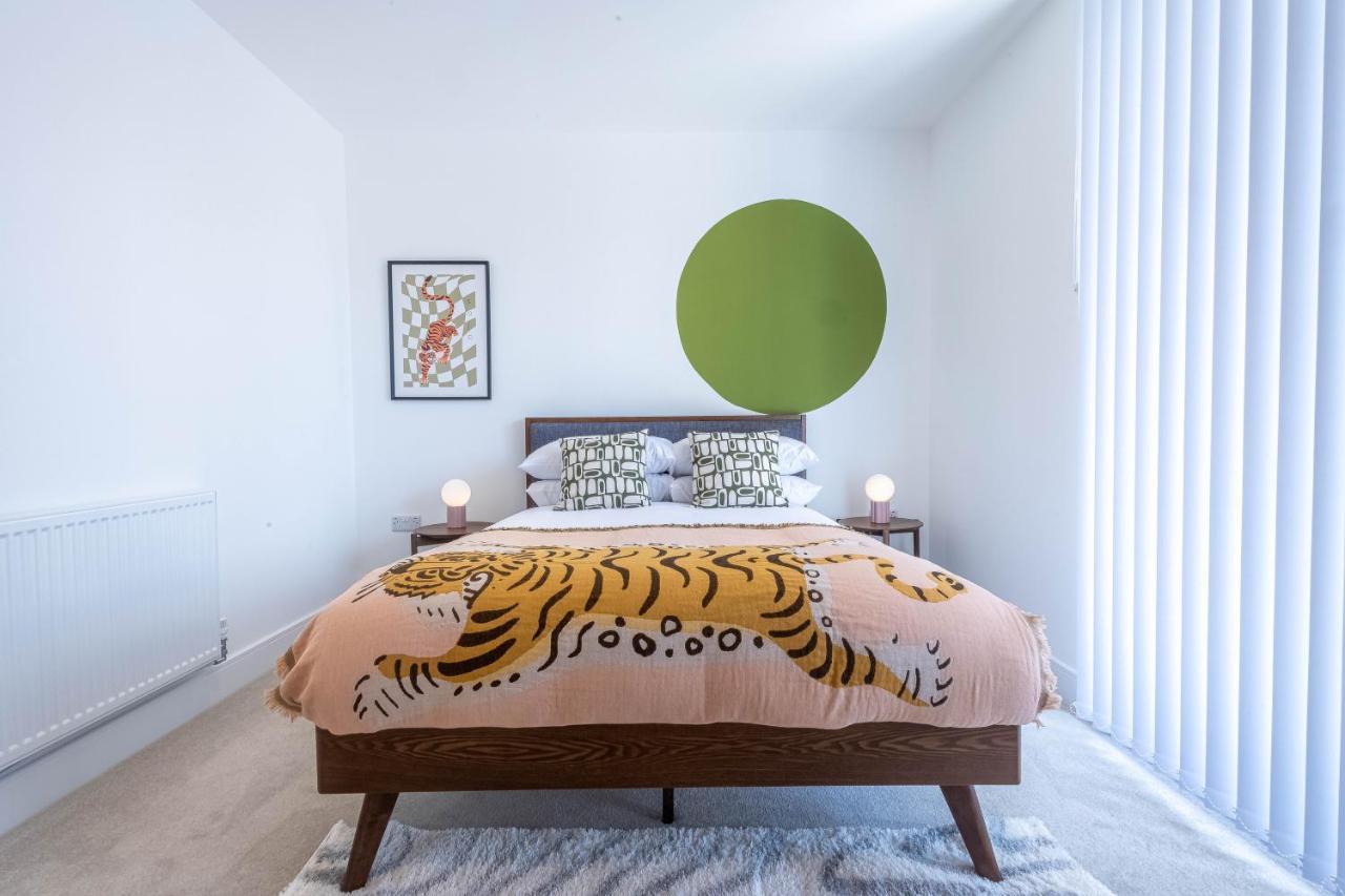 Modern Apartments With Balcony In Merton Near Wimbledon By Sojo Stay 米切姆 外观 照片