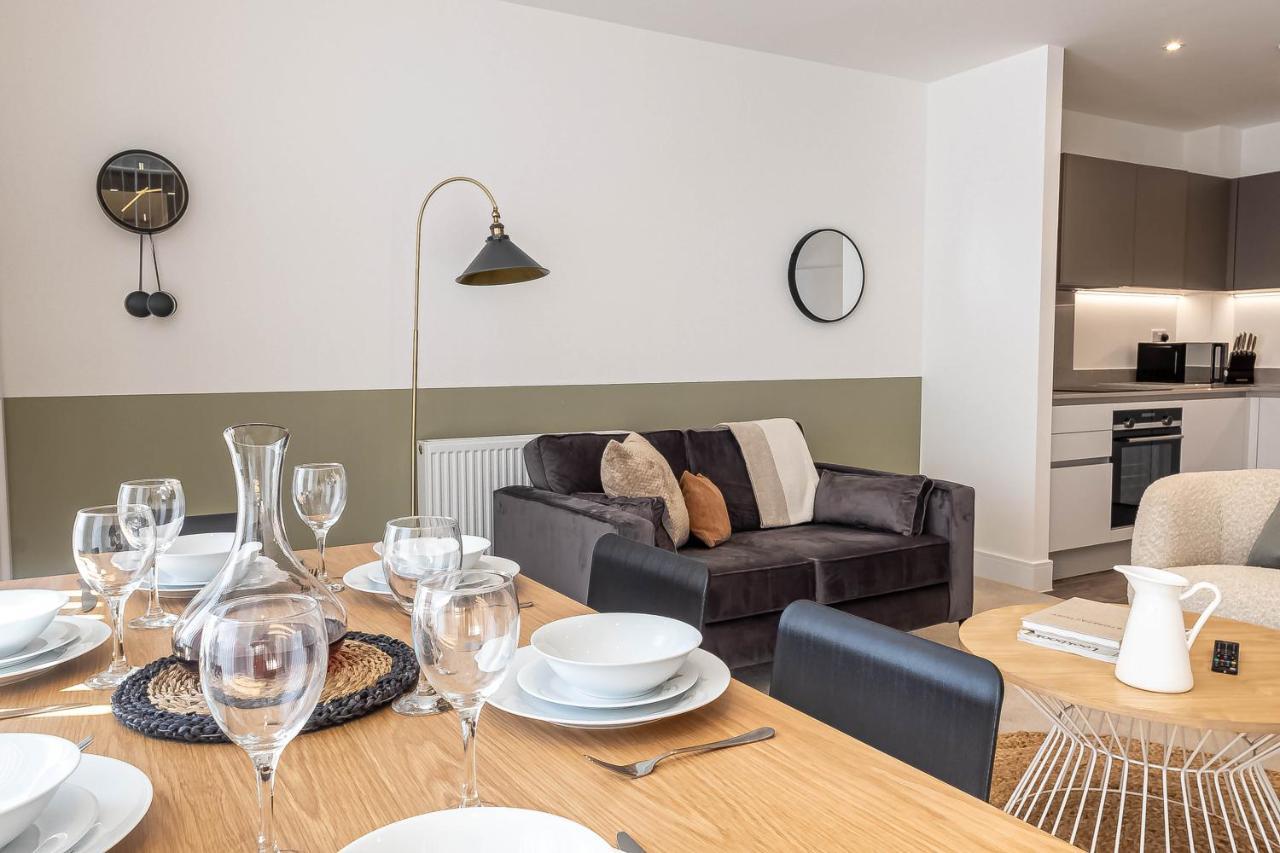 Modern Apartments With Balcony In Merton Near Wimbledon By Sojo Stay 米切姆 外观 照片