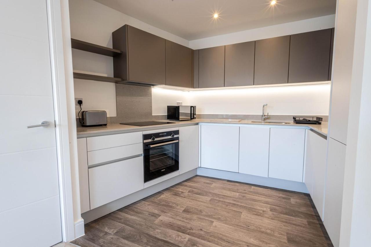 Modern Apartments With Balcony In Merton Near Wimbledon By Sojo Stay 米切姆 外观 照片
